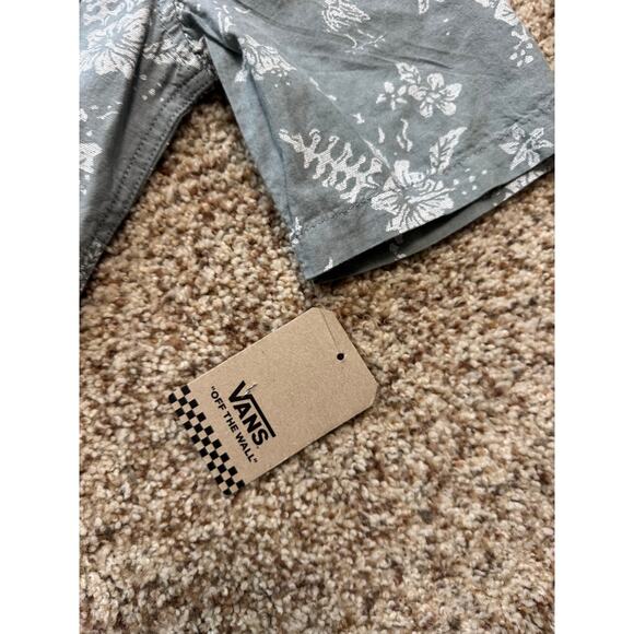 VANS Boys Hawaiian button up collared shirt, NWT; Boys size XL (16-18) - Picture 4 of 12